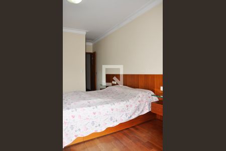 Casa à venda com 228m², 3 quartos e 5 vagasSuíte e Varanda