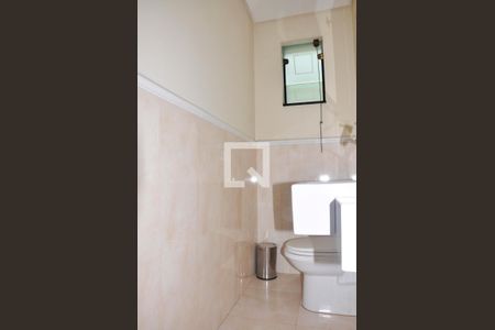 Casa à venda com 228m², 3 quartos e 5 vagasLavabo