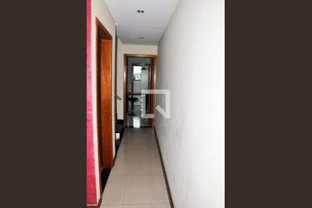 Casa à venda com 228m², 3 quartos e 5 vagas Corredor