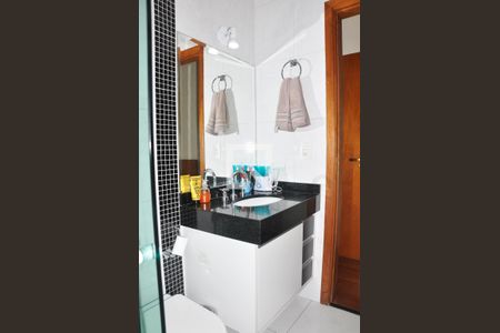 Casa à venda com 228m², 3 quartos e 5 vagasBanheiro da Suíte