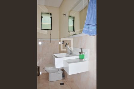 Casa à venda com 228m², 3 quartos e 5 vagasLavabo