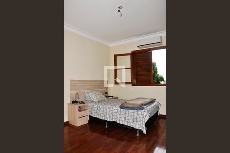 Casa à venda com 228m², 3 quartos e 5 vagasSuíte 3