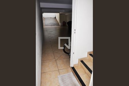 Casa à venda com 228m², 3 quartos e 5 vagasEscada Interna Garagem