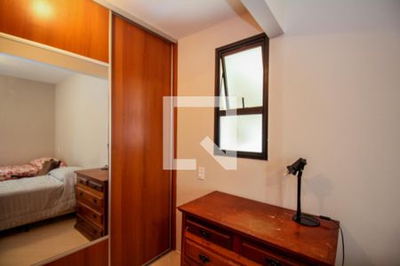 Apartamento à venda com 80m², 2 quartos e 2 vagasSuite 