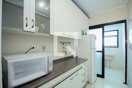 Apartamento à venda com 80m², 2 quartos e 2 vagasCozinha - Armários
