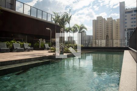 Studio à venda com 28m², 1 quarto e sem vagaÁrea comum - Piscina