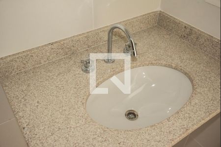 Banheiro de kitnet/studio à venda com 1 quarto, 28m² em Vila Clementino, São Paulo