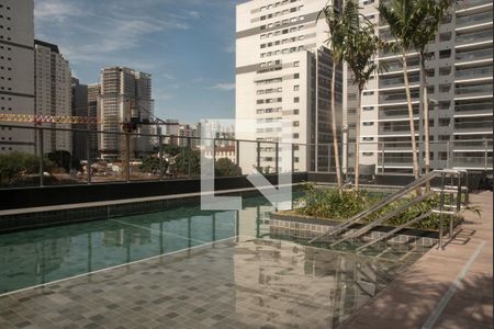 Studio à venda com 28m², 1 quarto e sem vagaÁrea comum - Piscina