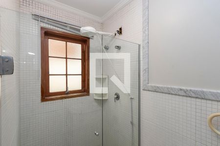 Casa de condomínio à venda com 350m², 4 quartos e 4 vagas Casa de condomínio à venda com 350m², 4 quartos e 4 vagasBanheiro da Suíte 4