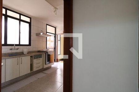 Apartamento à venda com 130m², 3 quartos e 2 vagasCorredor