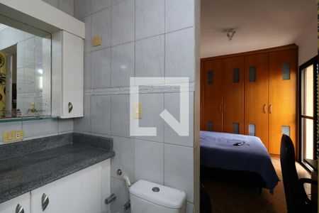 Apartamento à venda com 130m², 3 quartos e 2 vagasBanheiro da Suíte 2