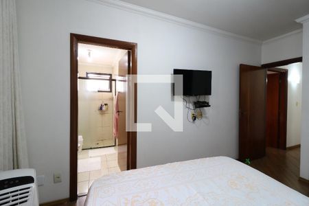 Apartamento à venda com 130m², 3 quartos e 2 vagasSuíte Master