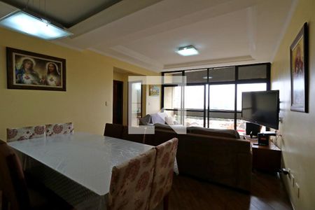 Sala de apartamento à venda com 3 quartos, 130m² em Vila Assunção, Santo André