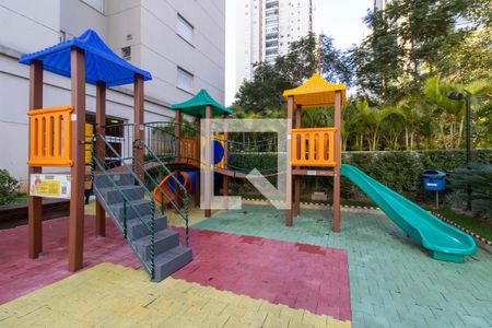 Apartamento à venda com 106m², 3 quartos e 2 vagas Apartamento à venda com 106m², 3 quartos e 2 vagasAreaComum - Playground