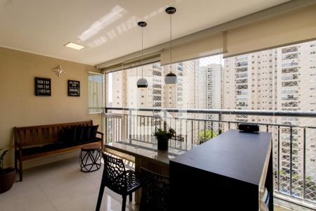 Apartamento à venda com 106m², 3 quartos e 2 vagas Apartamento à venda com 106m², 3 quartos e 2 vagasVaranda Gourmet