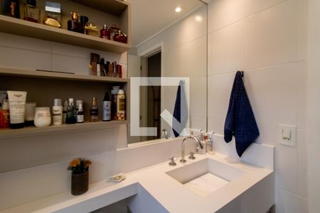 Apartamento à venda com 106m², 3 quartos e 2 vagas Apartamento à venda com 106m², 3 quartos e 2 vagasBanheiro da Suíte