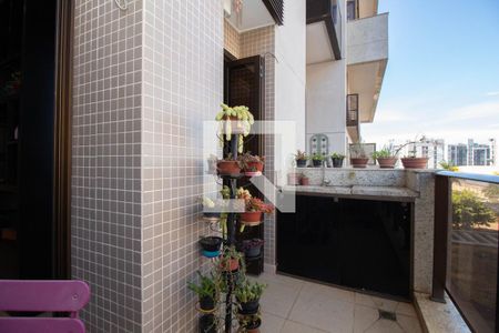 Sacada de apartamento para alugar com 1 quarto, 32m² em Zona Industrial (guará), Brasília