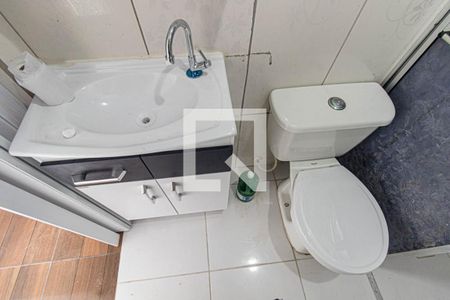 Casa para alugar com 100m², 2 quartos e 1 vaga Casa para alugar com 100m², 2 quartos e 1 vagaBanheiro Social