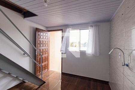 Casa para alugar com 100m², 2 quartos e 1 vaga Casa para alugar com 100m², 2 quartos e 1 vagaCozinha e Área de Serviço