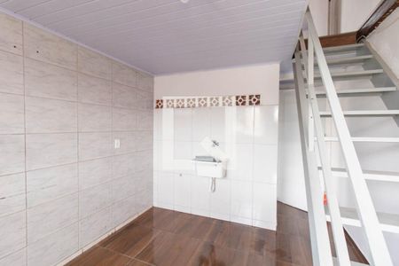 Casa para alugar com 100m², 2 quartos e 1 vaga Casa para alugar com 100m², 2 quartos e 1 vagaCozinha e Área de Serviço
