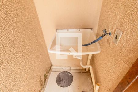 Casa para alugar com 80m², 2 quartos e sem vagaÁrea de Serviço