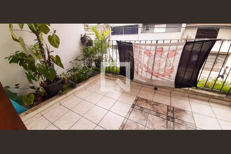 Casa à venda com 150m², 6 quartos e 2 vagas Casa à venda com 150m², 6 quartos e 2 vagasVaranda do Quarto 1