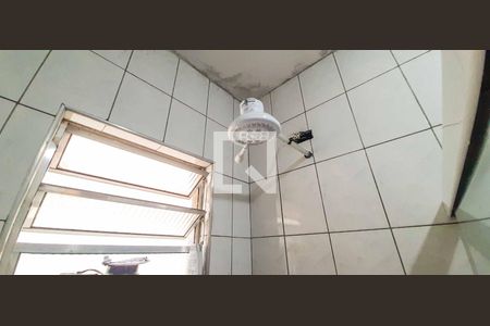 Casa à venda com 150m², 6 quartos e 2 vagas Casa à venda com 150m², 6 quartos e 2 vagasBanheiro