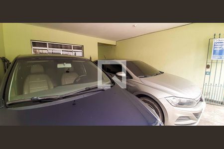 Casa à venda com 150m², 6 quartos e 2 vagas Casa à venda com 150m², 6 quartos e 2 vagasGaragem