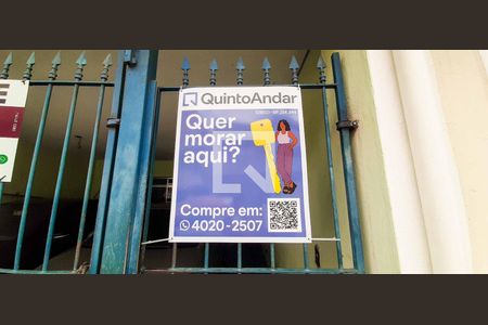 Casa à venda com 150m², 6 quartos e 2 vagas Casa à venda com 150m², 6 quartos e 2 vagasPlaca QA Instalação
