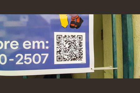 Casa à venda com 150m², 6 quartos e 2 vagas Casa à venda com 150m², 6 quartos e 2 vagasPlaca QA Instalação