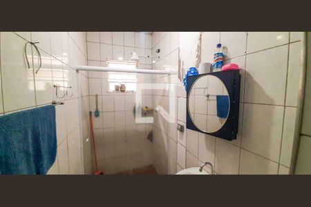 Casa à venda com 150m², 6 quartos e 2 vagas Casa à venda com 150m², 6 quartos e 2 vagasBanheiro