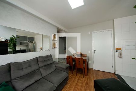 Sala de apartamento para alugar com 2 quartos, 53m² em Vila Metalúrgica, São Paulo