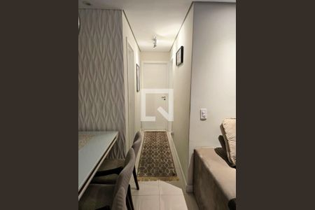 Apartamento à venda com 69m², 2 quartos e 2 vagasCorredor