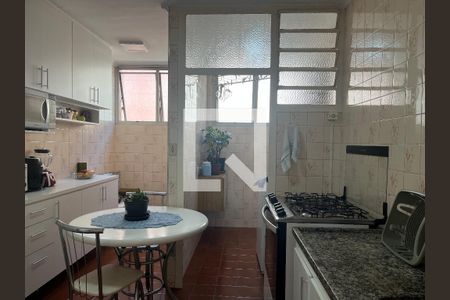 Apartamento à venda com 98m², 3 quartos e sem vagaCozinha