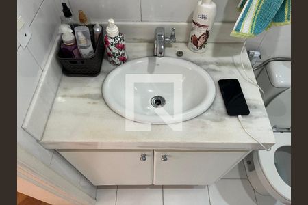 Apartamento à venda com 98m², 3 quartos e sem vagaBanheiro