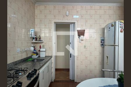 Apartamento à venda com 98m², 3 quartos e sem vagaCozinha