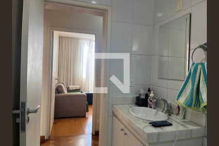 Apartamento à venda com 98m², 3 quartos e sem vagaBanheiro