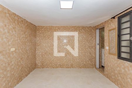 Sala/Quarto de casa para alugar com 1 quarto, 20m² em Vila Brasilina, São Paulo