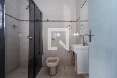Banheiro da Suíte de casa para alugar com 2 quartos, 110m² em Vila Clara, São Paulo