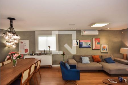 Sala de casa à venda com 3 quartos, 338m² em Vila Sonia, São Paulo