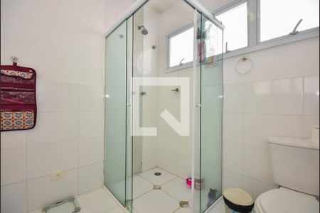 Casa à venda com 338m², 3 quartos e 5 vagasBanheiro Suíte 2