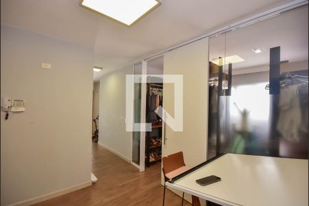 Casa à venda com 338m², 3 quartos e 5 vagasCorredor 1