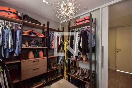 Casa à venda com 338m², 3 quartos e 5 vagasCloset do Corredor