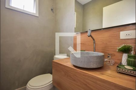 Casa à venda com 338m², 3 quartos e 5 vagasLavabo