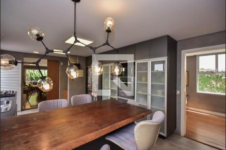 Casa à venda com 338m², 3 quartos e 5 vagasCozinha