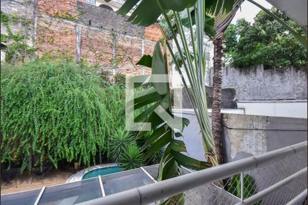 Casa à venda com 338m², 3 quartos e 5 vagasVista da Suíte 1