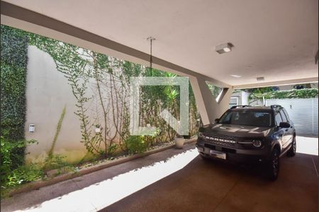 Casa à venda com 338m², 3 quartos e 5 vagasGaragem