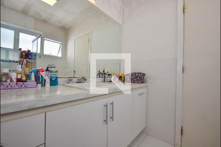 Casa à venda com 338m², 3 quartos e 5 vagasBanheiro da Suíte 3