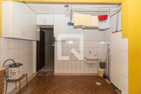 Casa à venda com 120m², 3 quartos e 2 vagas Casa à venda com 120m², 3 quartos e 2 vagasÁrea de Serviço