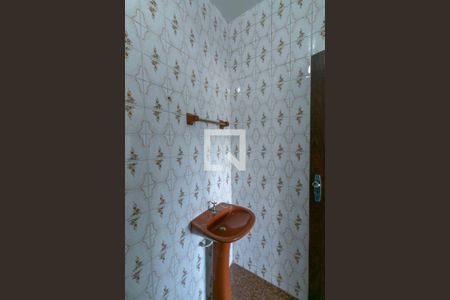 Casa para alugar com 108m², 4 quartos e 2 vagas Casa para alugar com 108m², 4 quartos e 2 vagasBanheiro Social